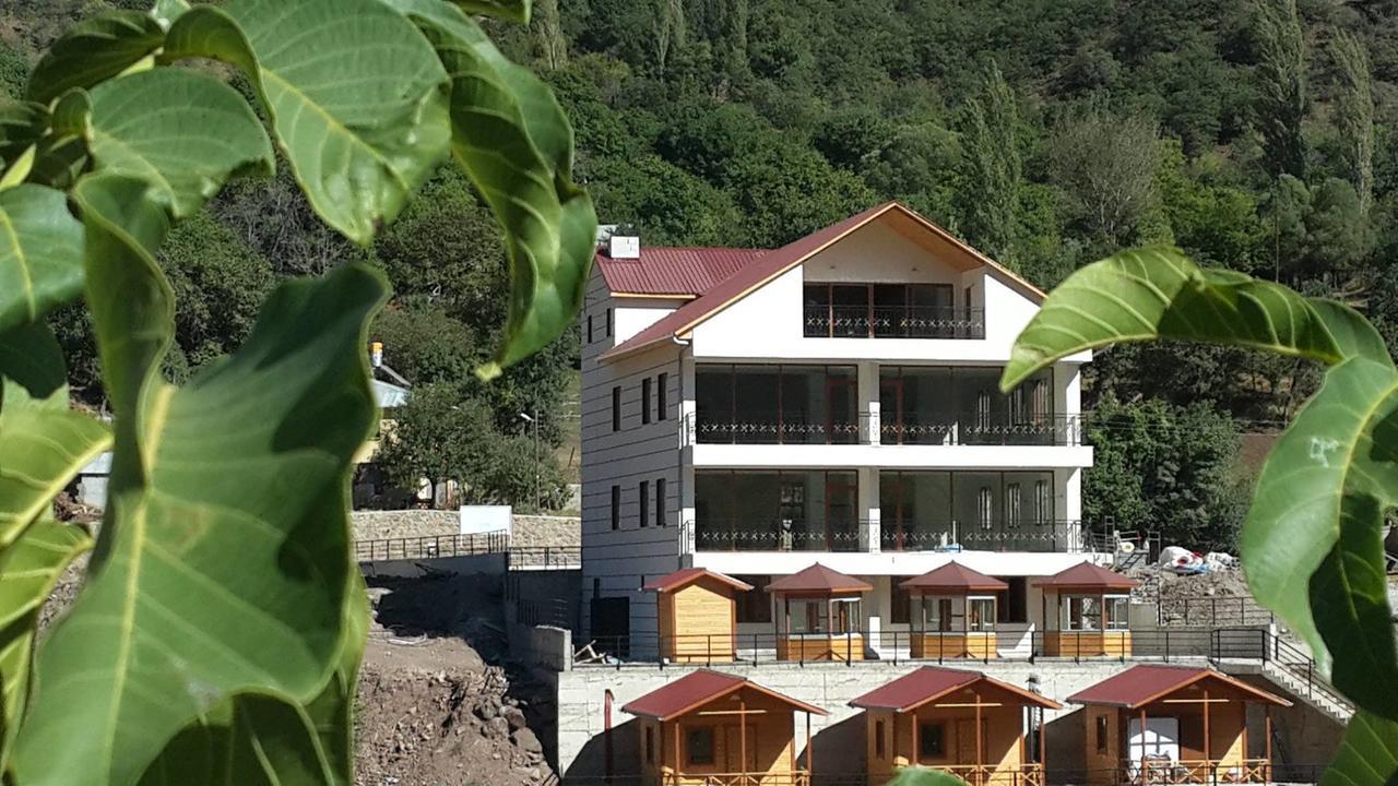 Karsi Bahce Hotell Sebinkarahisar Eksteriør bilde