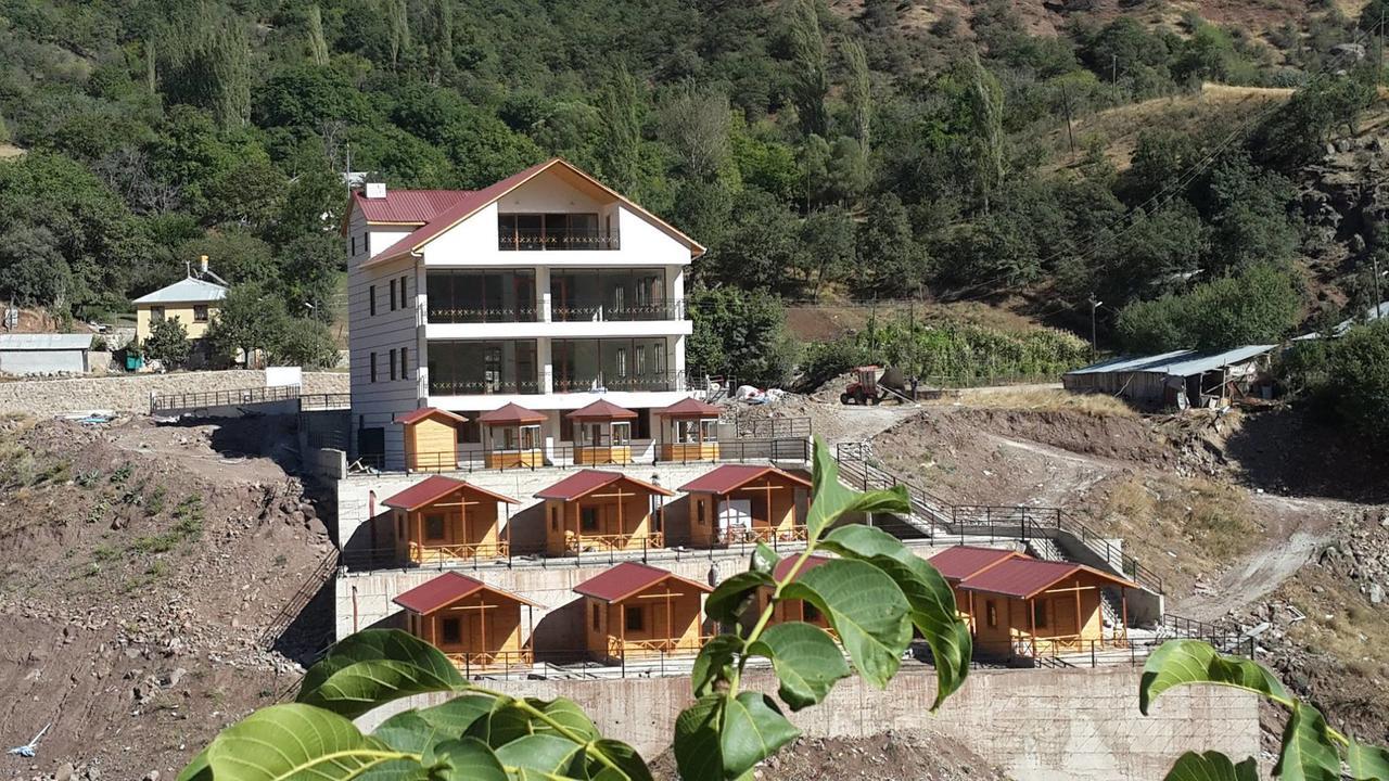 Karsi Bahce Hotell Sebinkarahisar Eksteriør bilde