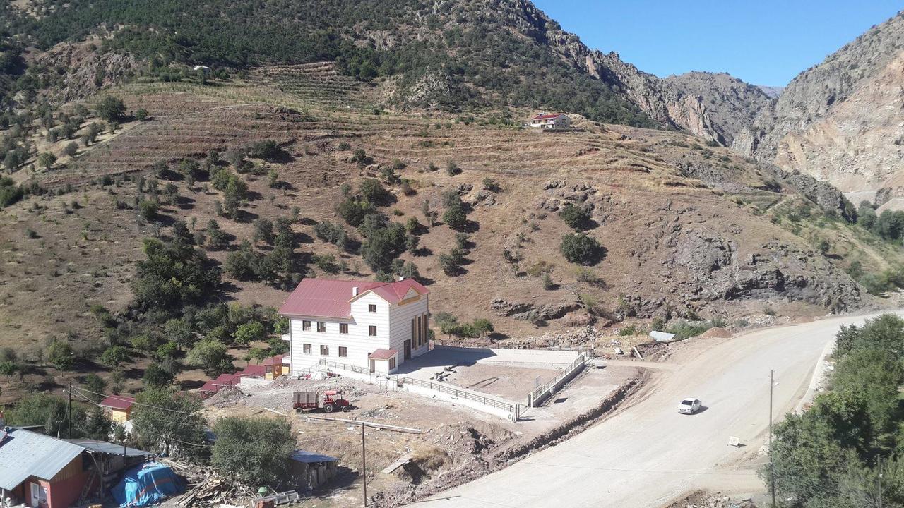 Karsi Bahce Hotell Sebinkarahisar Eksteriør bilde